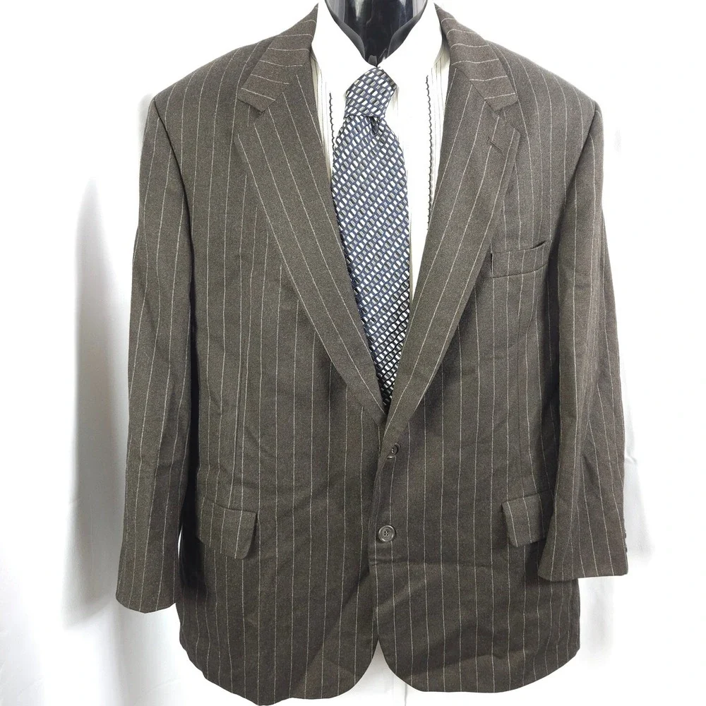 Brooks Brothers Gray Pinstripe Wool Sport Coat Men's Approx 46R‎